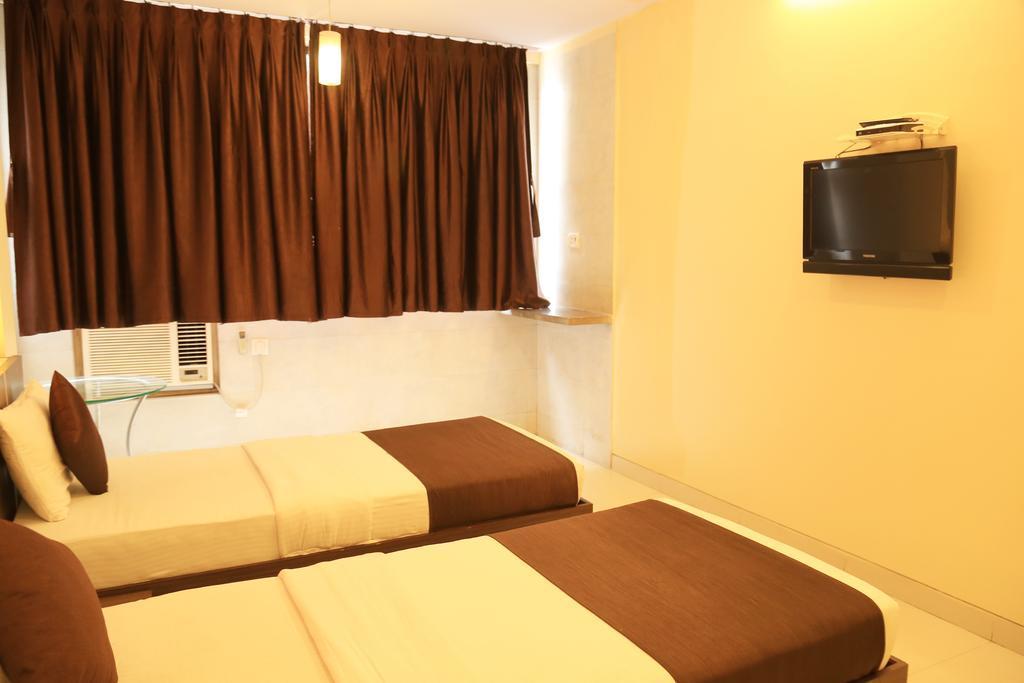 Hotel Panvel Palace Экстерьер фото